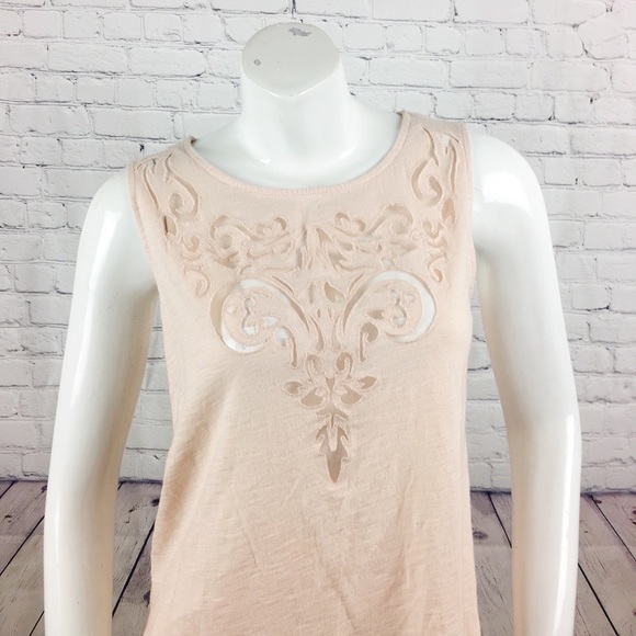 Sleeveless Peach Filigree Top - Picture 1 of 2